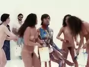 Micaela Ramazzotti, Martina Gedeck - Anni Felici (2013)