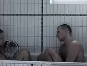 Marta Nieradkiewicz - Plynace wiezowce (2013)