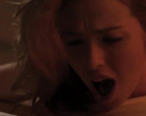 Freya Mavor - The Lady in the Car with Glasses and a Gun (2015)