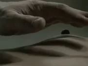 Paulina Ahmed nude – Luna de miel (2015)