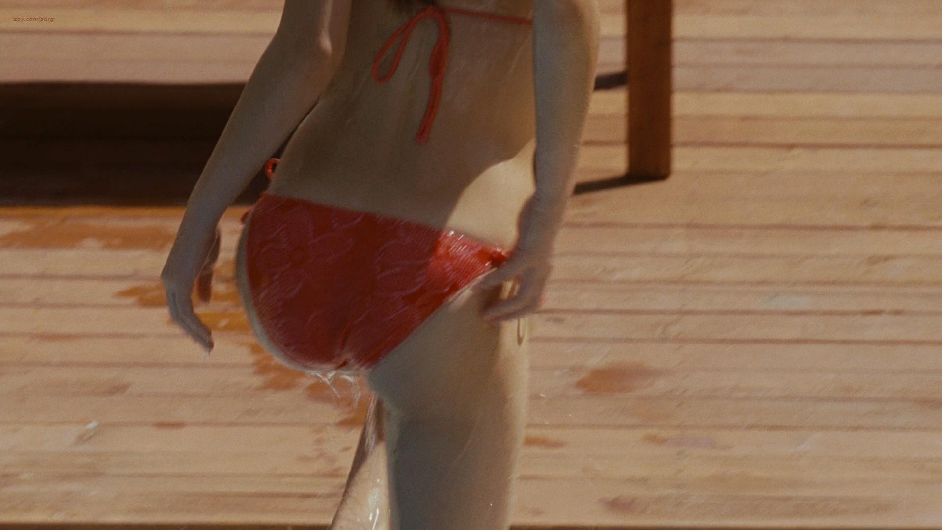 Sarah Roemer sexy - Disturbia (2007) .