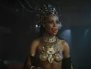 Aaliyah sexy – Queen of the Damned (2002)