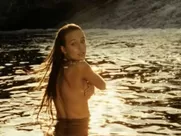 Tereza Voriskova nude – Bobule (2008)