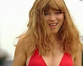 Lea Seydoux sexy – Plain Sud (2009)
