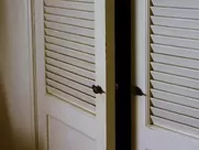 Charlbi Dean Kriek, Drea de Matteo sexy – Don’t Sleep (2017)