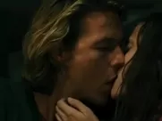 Teresa Palmer bikini – Point Break (2015)