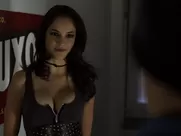 Alexis Knapp sexy – Vamp U (2013)