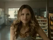 Halston Sage sexy – Paper Towns (2015)