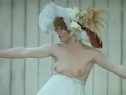 Valerie Mairesse nude – L’une chante l’autre pas (1977)