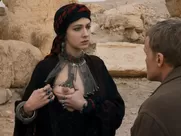 Kseniya Rappoport nude, Bella Ko nude, Reziya Kalninya nude, Anastasiya Kazancheeva-Stepanova nude – Golfstrim pod Aysbergom (2012)