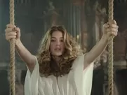 Doutzen Kroes sexy – Nova Zembla (2011)