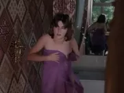 Lynne Frederick nude – Schizo (1976)