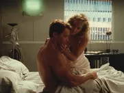 Sharon Stone, Lycia Naff nude – Total Recall (1990)