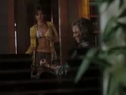 Arielle Kebbely, Emily Browning, Elizabeth Banks sexy – The Uninvited (2009)