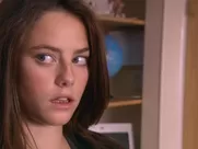 Kaya Scodelario sexy – Skins s03 (2009)