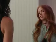 Isla Fisher, Gal Gadot Sexy - Keeping Up with the Joneses (2016)