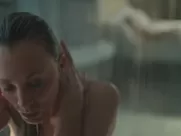 Kaley Cuoco topless - The Flight Attendant s01e01 (2020)