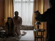 Zahra Ahmadi nude, Jarah Maria Anders nude – Berlin Station s01e06 (2016)
