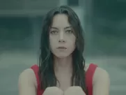 Aubrey Plaza, Lindsay Burdge nude - Black Bear (2020)