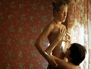 Anneke Kim Sarnau, Jasmin Tabatabai nude – Fremde Haut (2005)