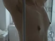 Catrina Stemmer nude, Uisenma Borchu nude – Schau mich nicht so an (2015)