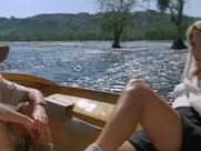 Linda Kozlowski sexy – Crocodile Dundee (1986)