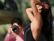 Miya Muqi nude - Vanguard (2020)