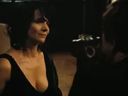 Juliette Binoche nude, Kristen Stewart sexy – Clouds of Sils Maria (2014)
