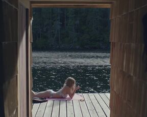 Sydney Sweeney, Otmara Marrero - Clementine (2019)