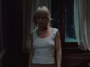 Michelle Rodriguez sexy, Lisa-Marie Schneider sexy, Taryn Manning sexy – The Breed (2006)