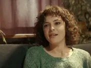 Jasmine Trinca - Guida Romantica a Posti Perduti (2020)