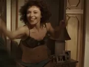 Jasmine Trinca - Guida Romantica a Posti Perduti (2020)