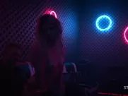 Riley Voelkel, Madeleine Wyda, Caitlin Hammond, Monica Raymund - Hightown s01e01 (2020)