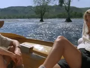 Linda Kozlowski - Crocodile Dundee (1986)