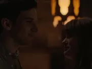 Ella Purnell hot scene - Sweetbitter s01e03 (2018, NUDE) mainstream sex in the cinema