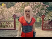 Fighting game takes Pom Klementieff nude to be penetrated in Black Mirror S05E01 softcore sex scene