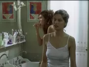Laetitia Casta nude scene- Le Grand appartement softcore sex scene