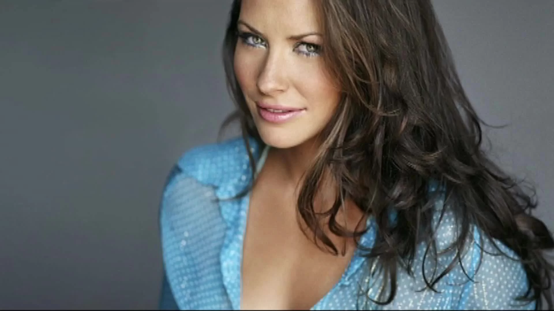 Popular actress Evangeline Lilly shows off what she has under clothes in  hot pics best movie sex scenes - Celebs Roulette Tube