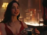 Gal Gadot scenes from Red Notice (2021)