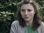 Thomasin McKenzie sexy in life after life