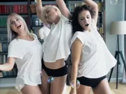 Yanina Melekhova - Good Moms (s01e01, 2021)