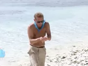 Koh-Lanta : topless sur la plage, Cindy fait le buzz