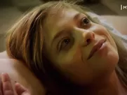 Lizzie Brocheré - Les Bleus - S04E08 (2010)