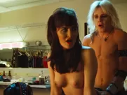 Alyssa Marie Stilwell, Betsy Holt, Alexanne Wagner, Leven Rambin, Jordan Lane Price - The Dirt (2019)