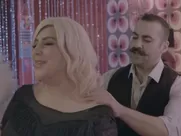 Shukran Murtaja foot massage - Sharie' Chicago (2020)