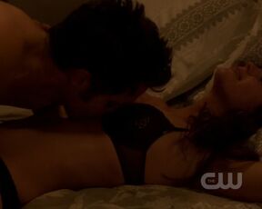 Shelley Hennig - The Secret Circle (s01, 2011)