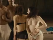 Marta Domingo nude in Simon Konianski (2009)
