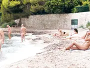 Maud-Anaïs Poudra, Audrey Levraux, Pauline Fosse, Sabine Azéma - N'avoue jamais (2024)