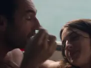 Maria Valverde nude - Plonger (2018)