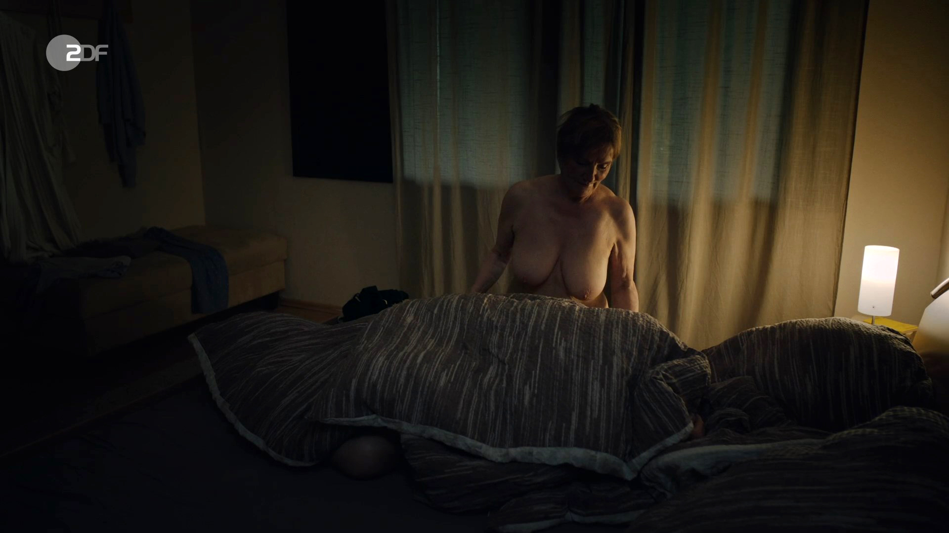 Ruth Reinecke - Fossil (2023) - Celebs Roulette Tube